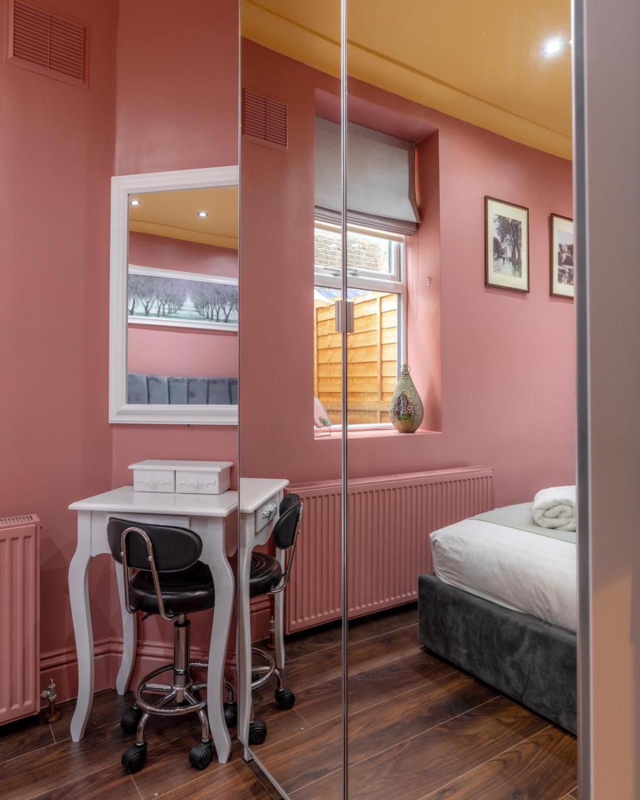 Stylish 2 Bedrooms Flat Sleeps 6 & Garden London Zone 2 Cls Central Kültér fotó