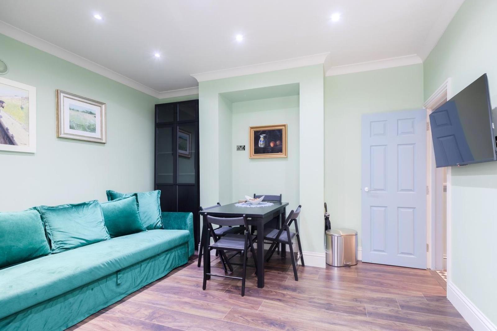 Stylish 2 Bedrooms Flat Sleeps 6 & Garden London Zone 2 Cls Central Kültér fotó